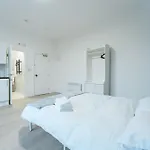 The Wood Green Star Self Contained Studios